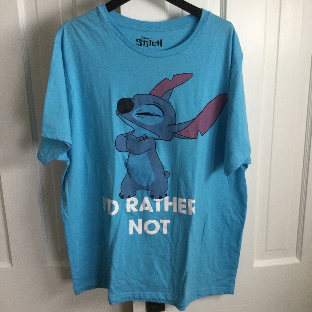 🚨Disney Stitch Man’s Graphic T-Shirt